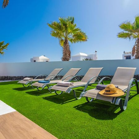 Villa Axular With Heated Private Pool Плая Бланка Екстериор снимка